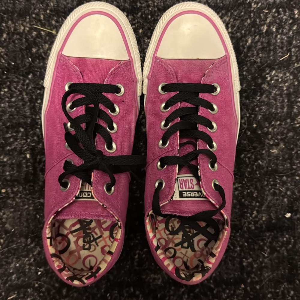 Converse Shoes - Picture 2 of 5
